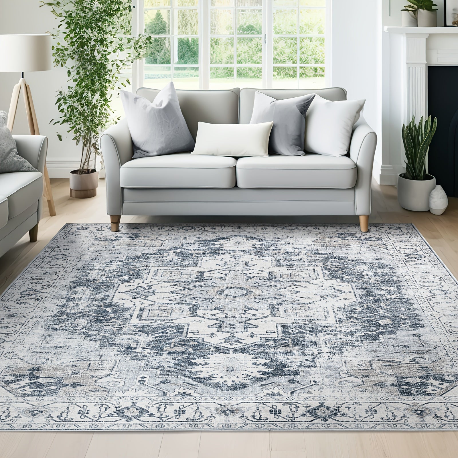 1pc Large Washable Vintage Carpet Suitable for Living Room Bedroom Dining Office, Ultra-Thin Low Pile Non-Slip Distressed Floor Rug with TPR\u002FPolypropylene Base, Machine Washable Lightweight Suitable for Large Spaces Indoor Floor Mat